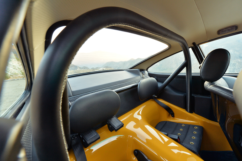 Illustration for article titled Drool All Over Yourselves At This Fantastically Orange 911 Reimagined By Singer